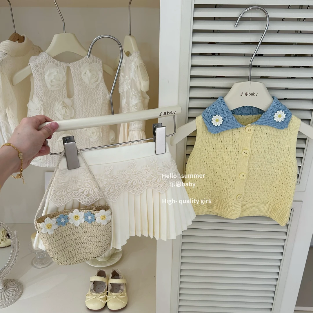 现【乐恩baby】女童拼色翻领针织背心时尚蕾丝花边半身百褶裙两件套