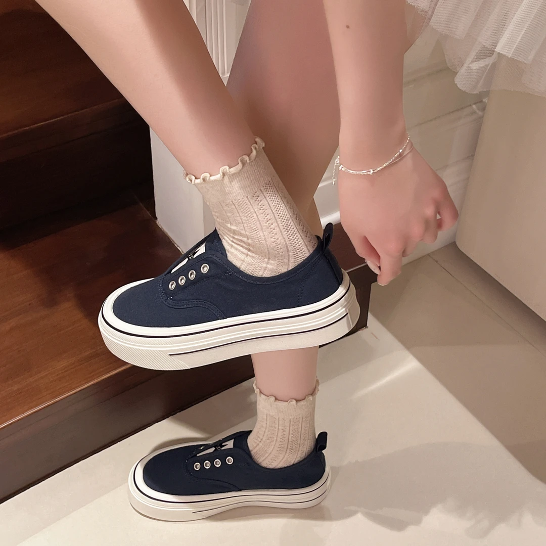 舒适厚底一脚蹬帆布鞋女薄款2025新款透气百搭休闲小白鞋女板鞋夏