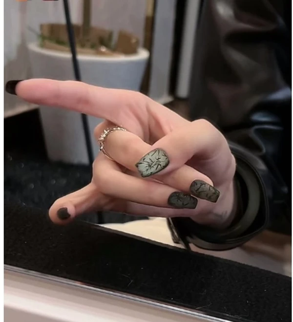 【竹叶青】Cheer-ego手工高级INS气质高品质穿戴甲C618（预售）