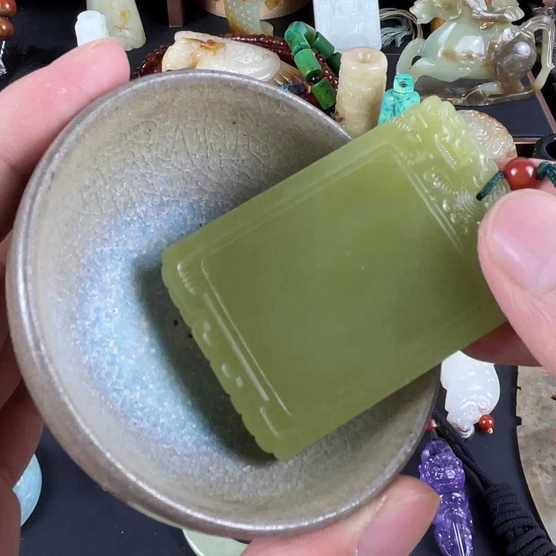 和田玉（糖玉）未镶嵌挂件大***T