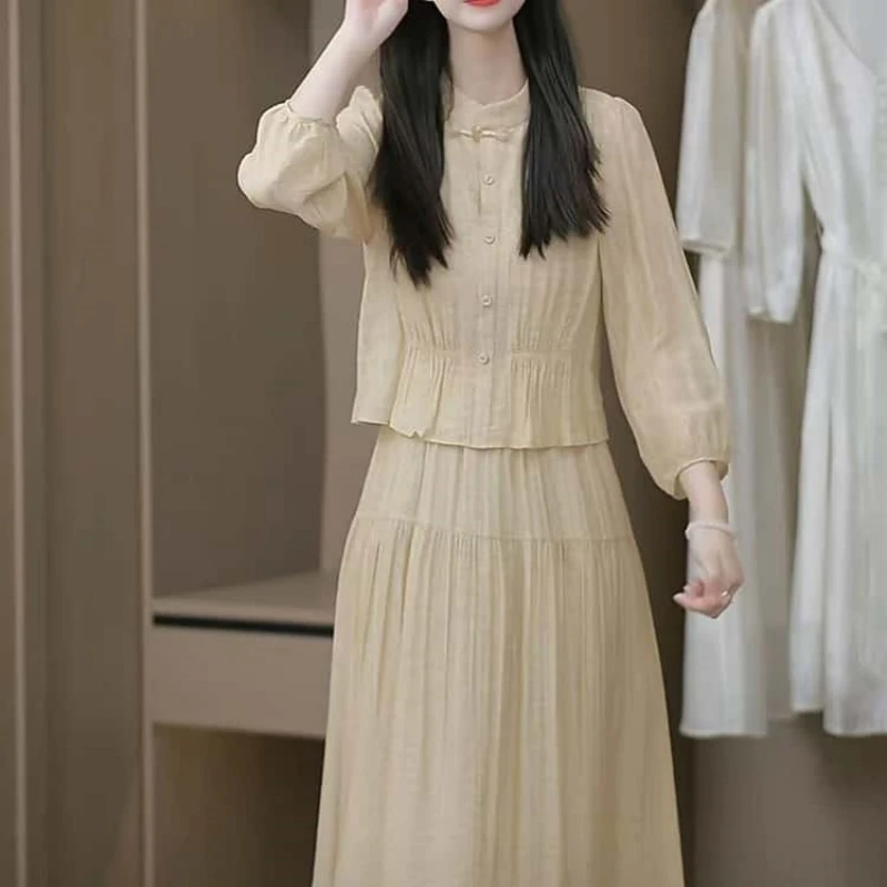 A545【连衣裙】2025早秋新款时尚优雅纯色端庄大方收腰显瘦连衣裙