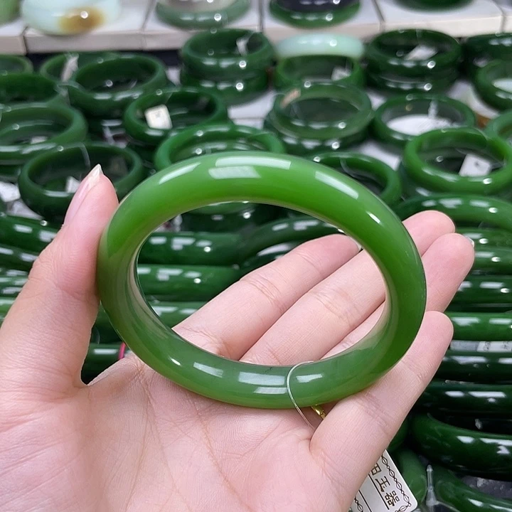 和田玉（碧玉）手镯未镶嵌