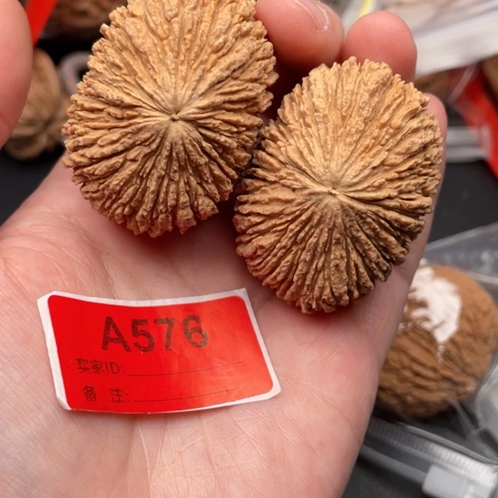 文玩核桃吊坠核桃