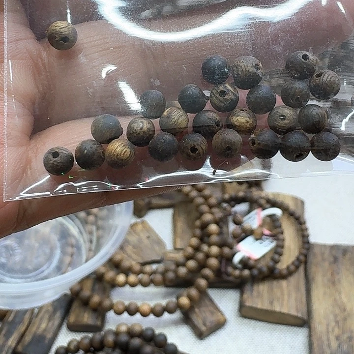 沉香沉香碎屑洋****擞沉香04沉水散珠1.4克