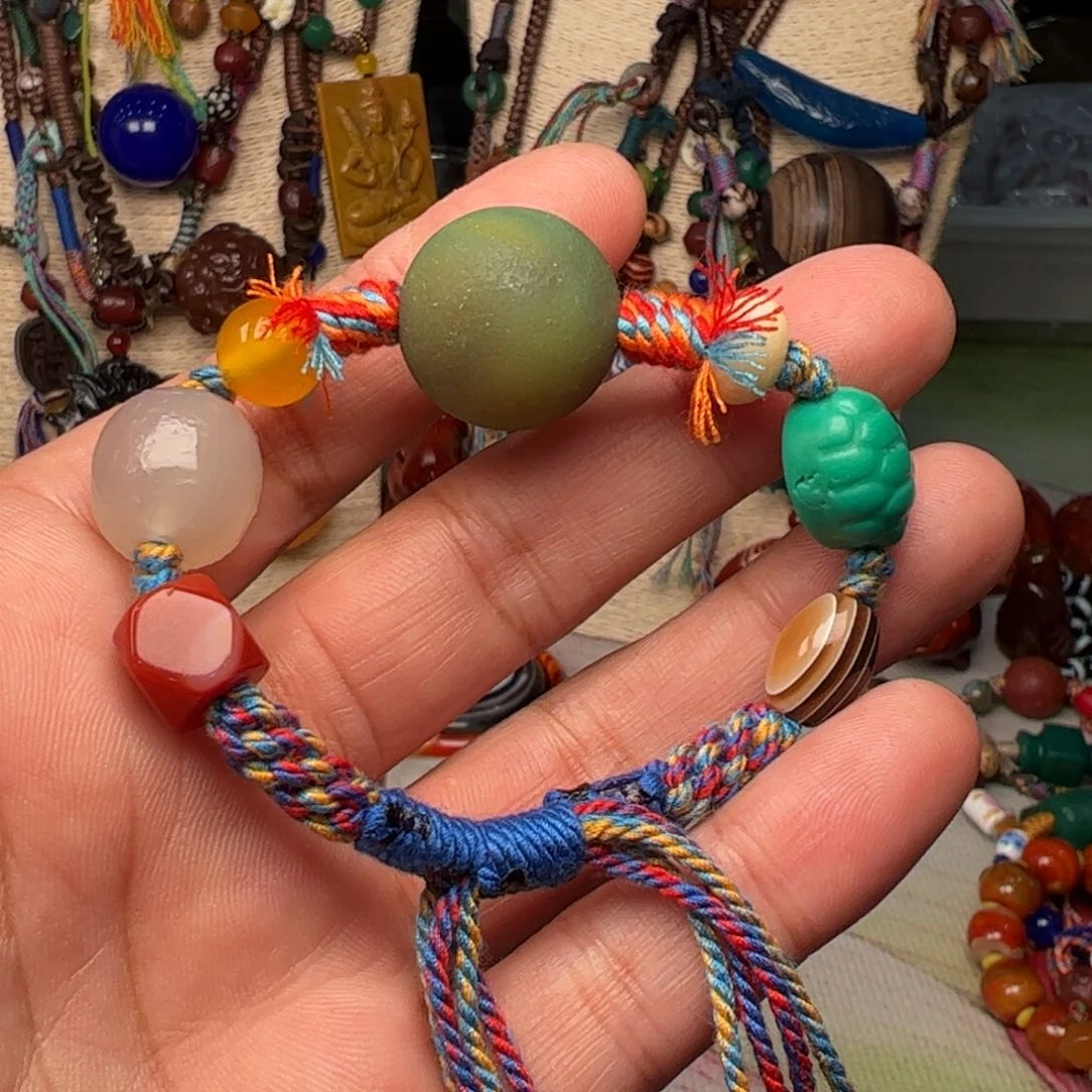 玛瑙/玉髓颈饰未镶嵌