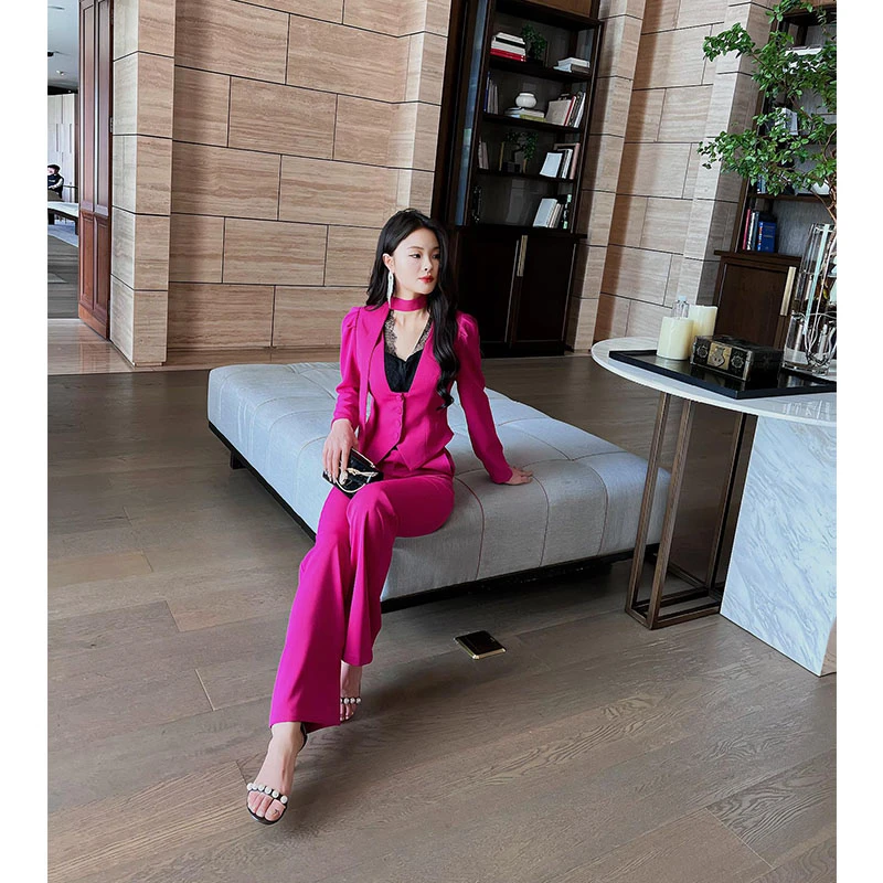 格润雅时尚套装女装2025新款蕾丝拼接上衣高腰微喇裤子气质两件套