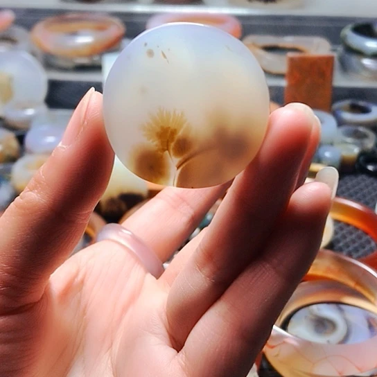 未镶嵌颈饰玛瑙/玉髓