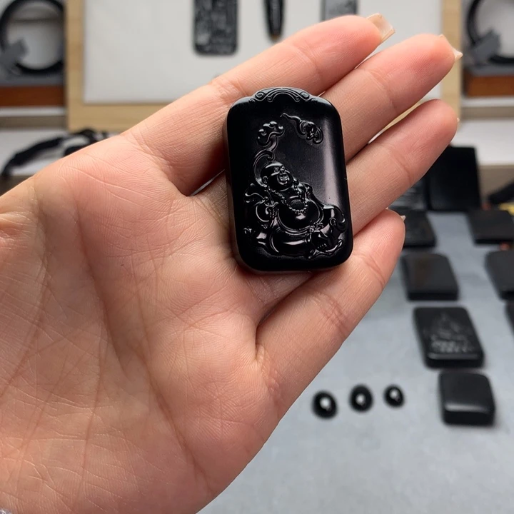 和田玉（墨玉）未镶嵌挂件