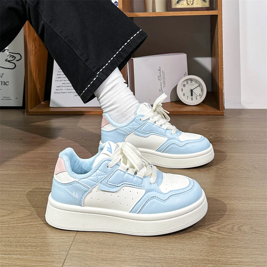 回力厚底板鞋女款2026新款百搭配裙子小白鞋ins潮鞋加绒保暖女鞋