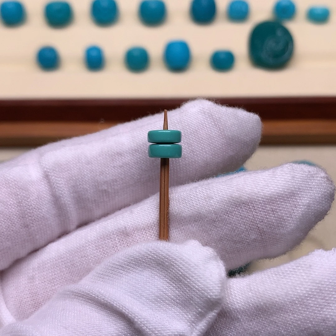 绿松石未镶嵌天然原矿绿松石直切6