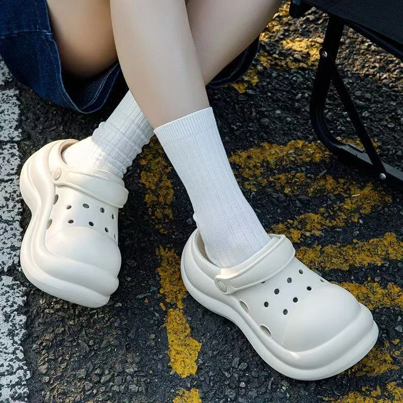 EVA踩屎感厚底舒适女款外穿洞洞鞋DC