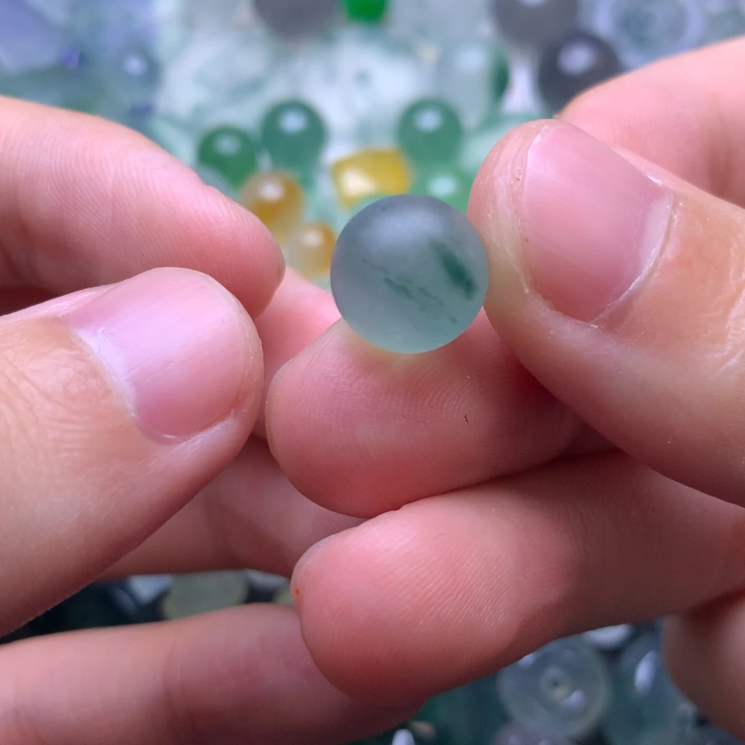 定制翡翠未镶嵌珠子