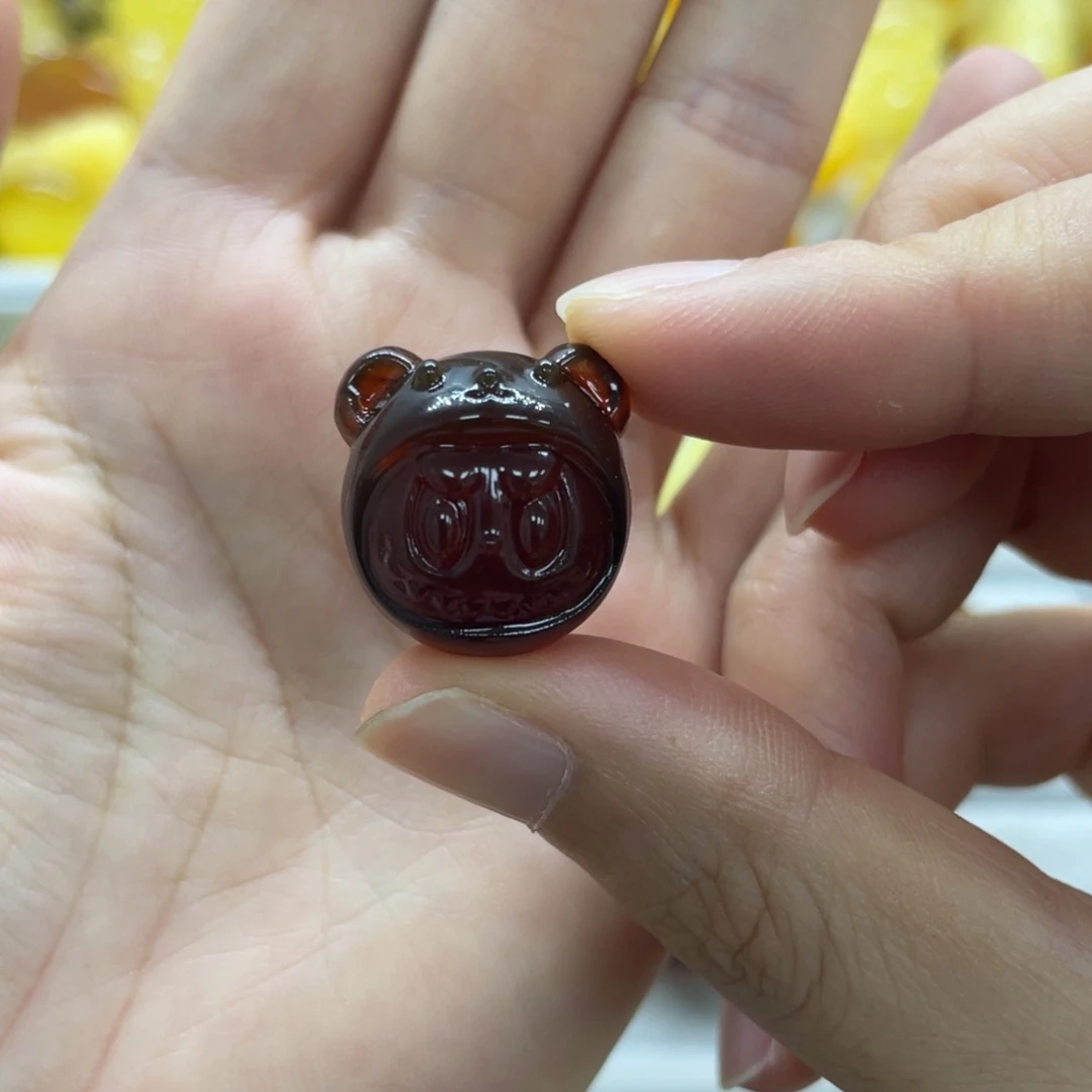 未镶嵌琥珀裸石天然琥珀拉布布3.3克