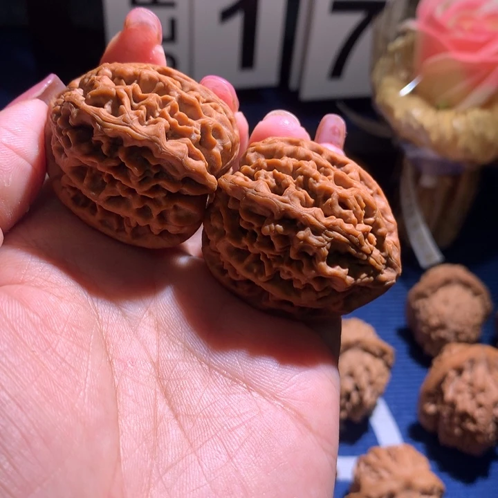j***x吊坠文玩核桃106卧龙粗筋