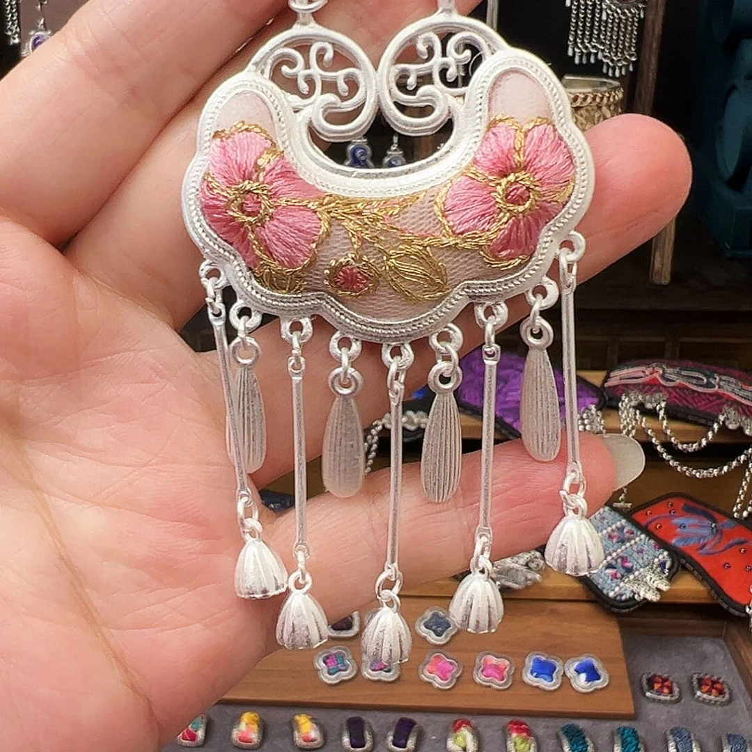 织绣手工刺绣工艺品