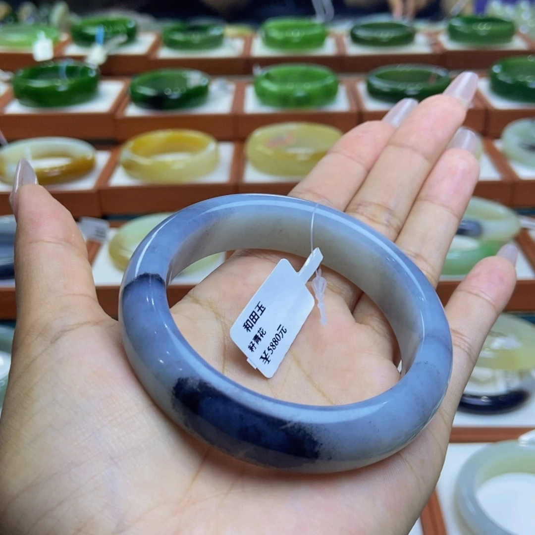 和田玉手镯未镶嵌和田玉籽青花5556