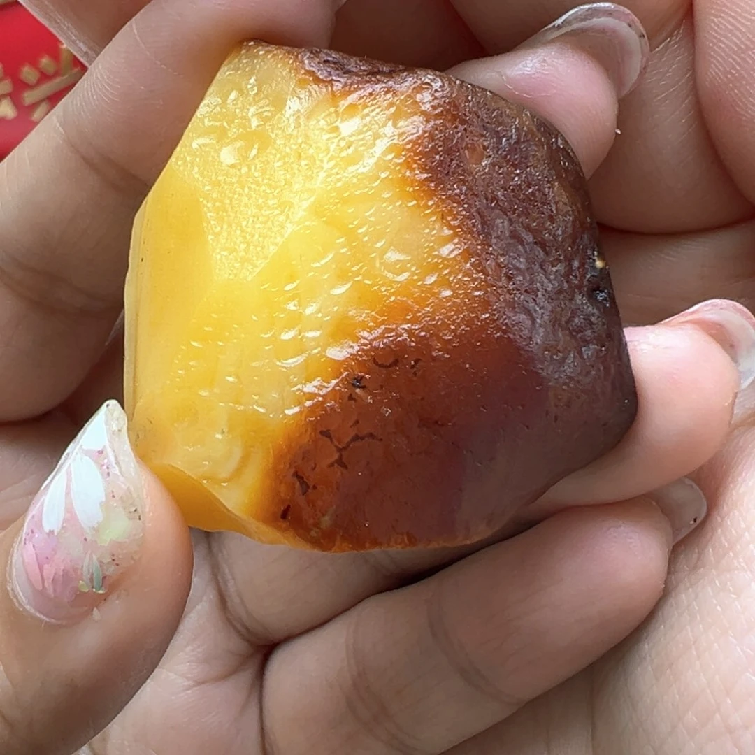 定制琥珀未镶嵌龙*蜜蜡定制