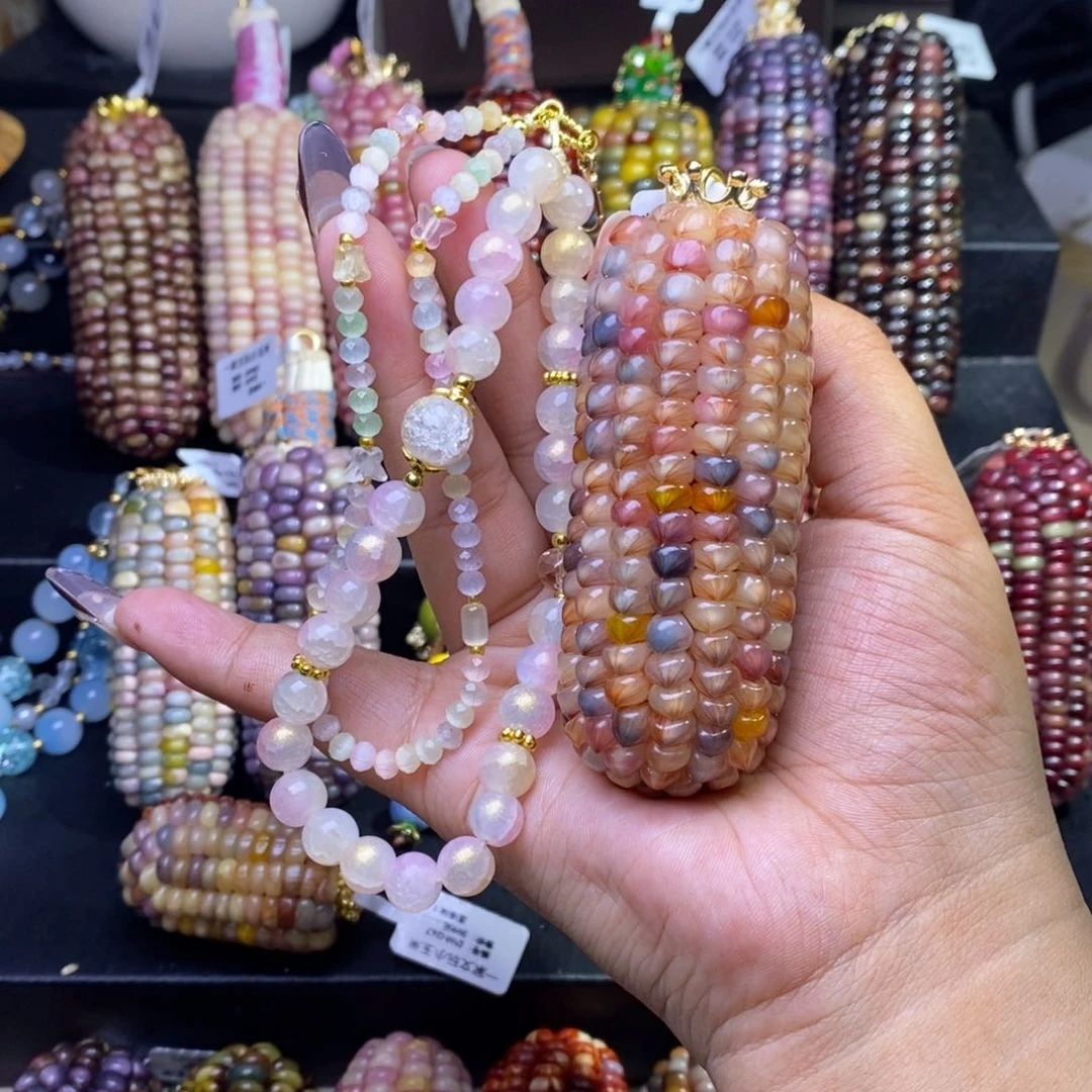 玉三****度文玩玉米猫爪血