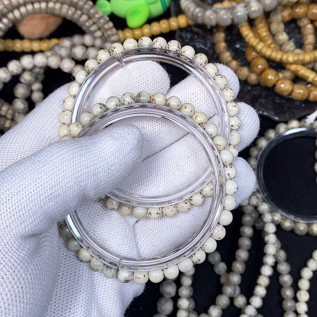 星月菩提吊坠半壁留白圆珠单圈6*6糯冰料