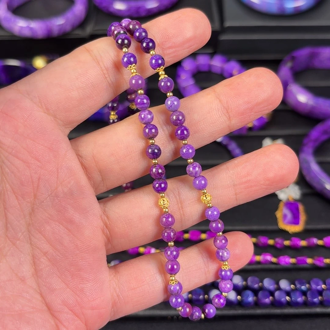 梅***生苏纪石（舒俱来）18K金镶嵌项链