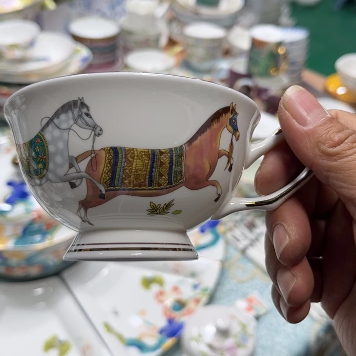 瓷片爱马咖啡杯二个哇塞