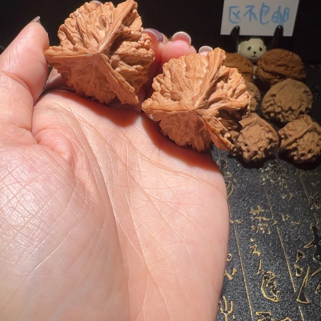 把件桃核盘山三棱38手把件