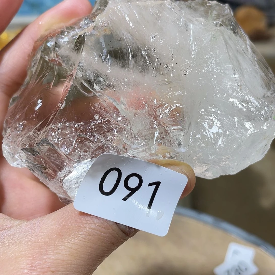 水晶摆件……未镶嵌