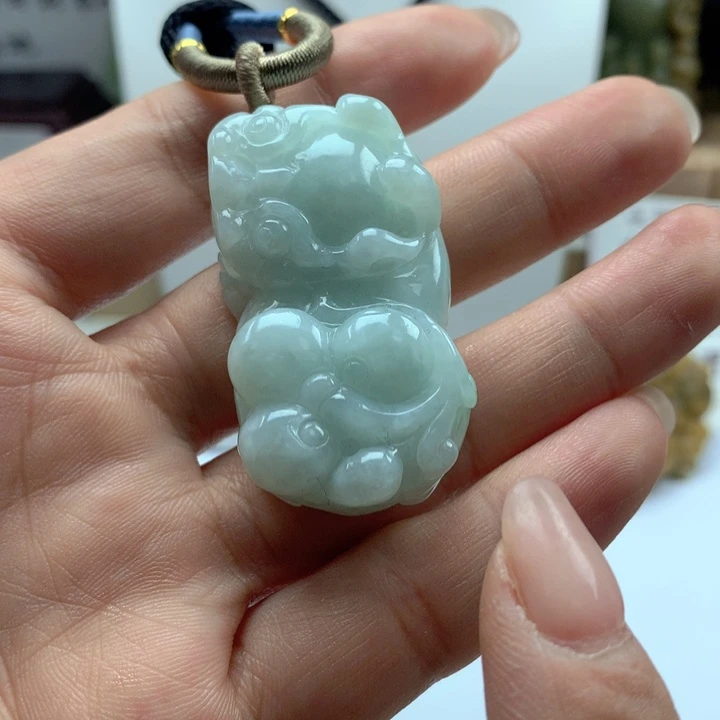 颈饰未镶嵌翡翠皮休