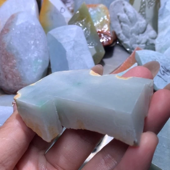 一***砂未镶嵌挂件翡翠翡翠