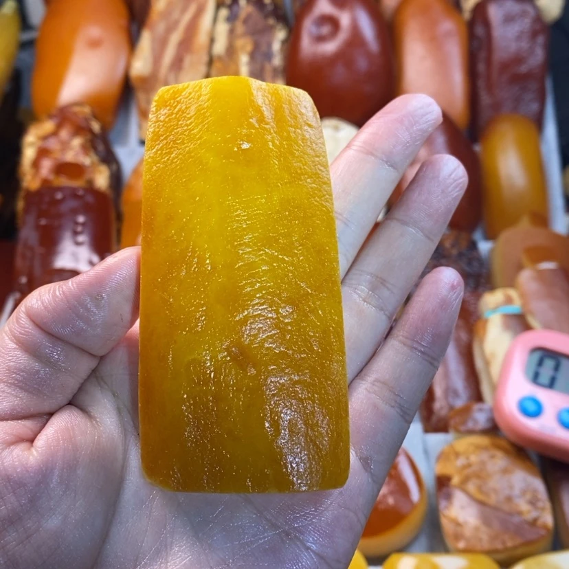 【闪购商品】定制琥珀?****?裸石，。