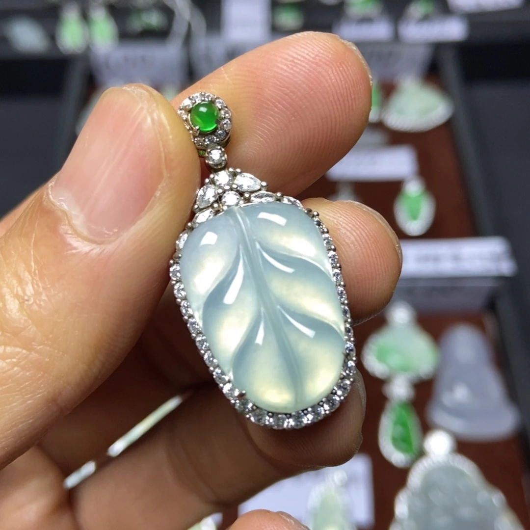 翡翠银S925镶嵌颈饰