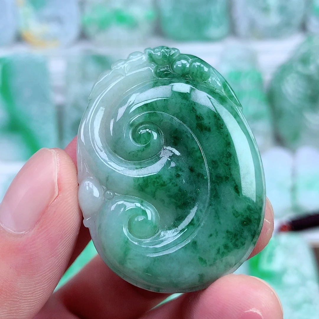 翡翠未镶嵌颈饰翡翠吊坠