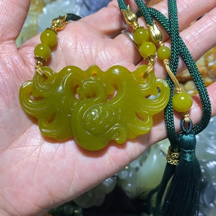 岫玉岫玉吊坠未镶嵌