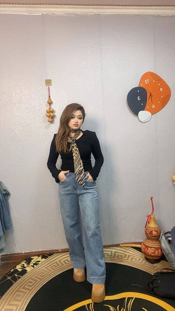 8064牛仔裤女秋冬款新款直筒裤高腰显瘦拖地裤时尚修身