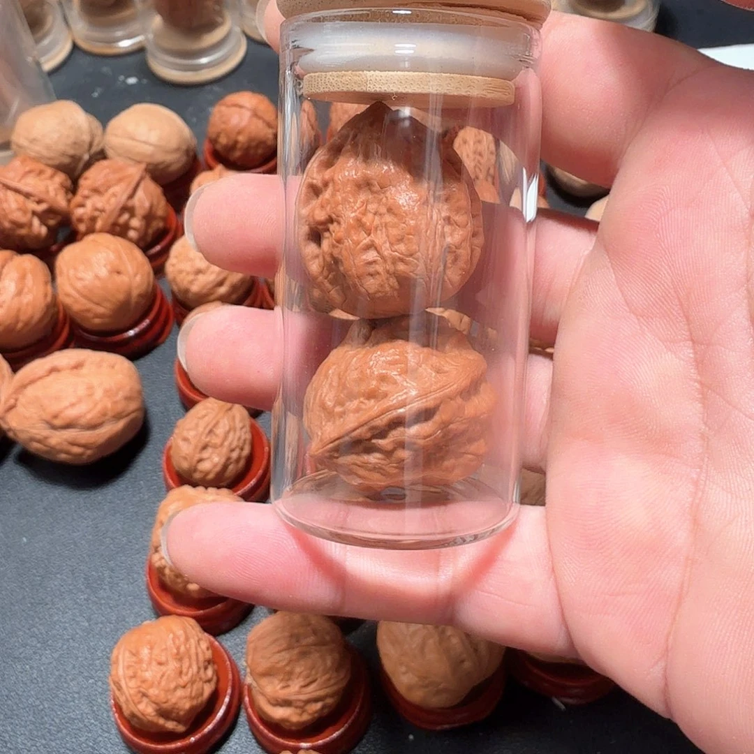 吊坠文玩核桃中午