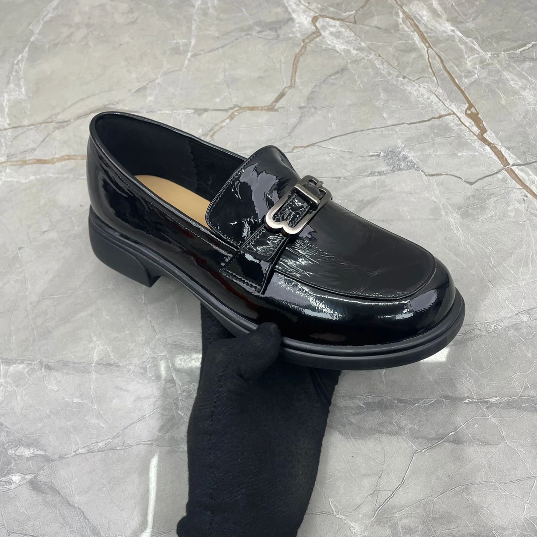 单鞋女 (羊皮)076-60 （孤品）c区38码