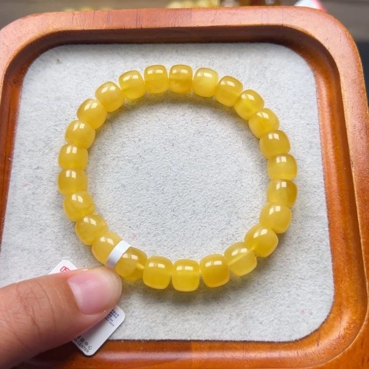 琥珀未镶嵌珠宝奇石M227号8.6+鸡油黄