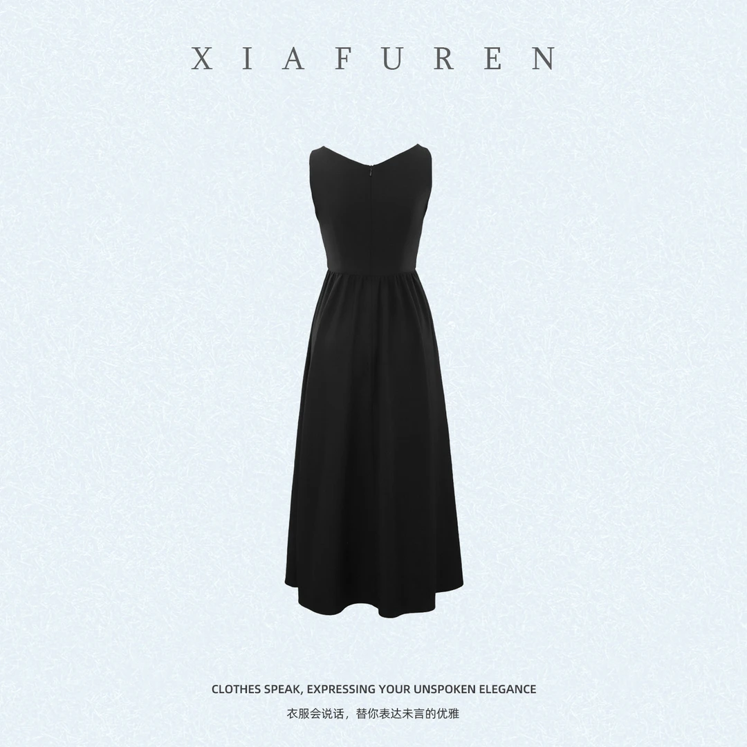 轻奢时尚小众吊带连衣裙无袖高级感复古法式气质夏 Q557