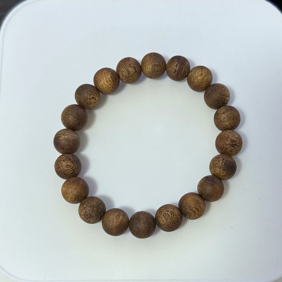 沉香海南莺歌绿奇楠卡1.0圆珠7g左右单圈多样性发一