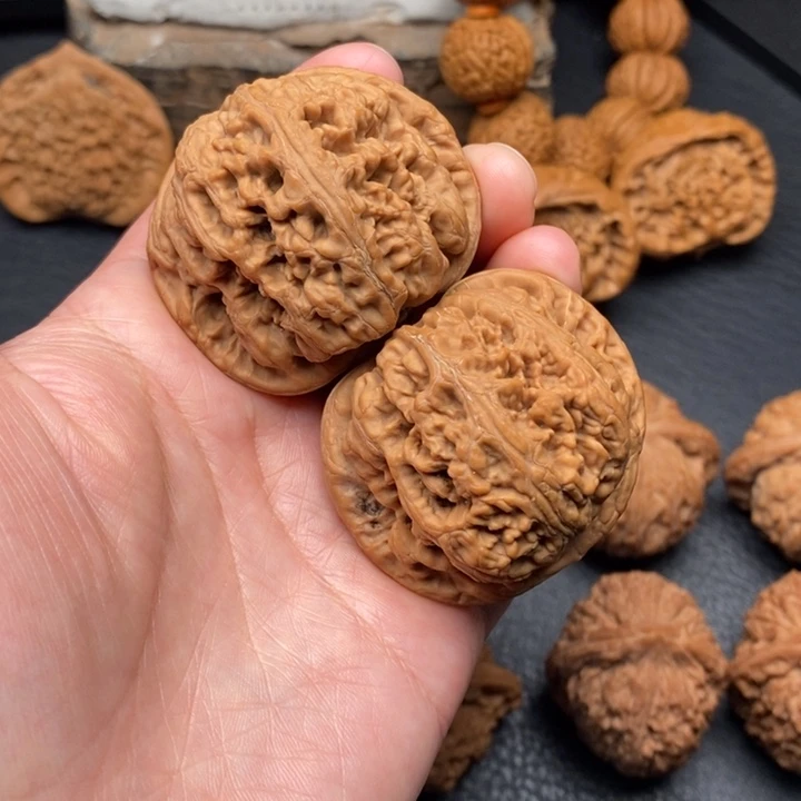 桃核把件全品45粗筋