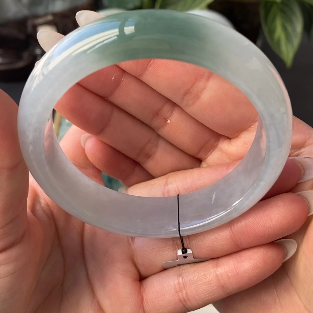 翡翠未镶嵌手镯天然