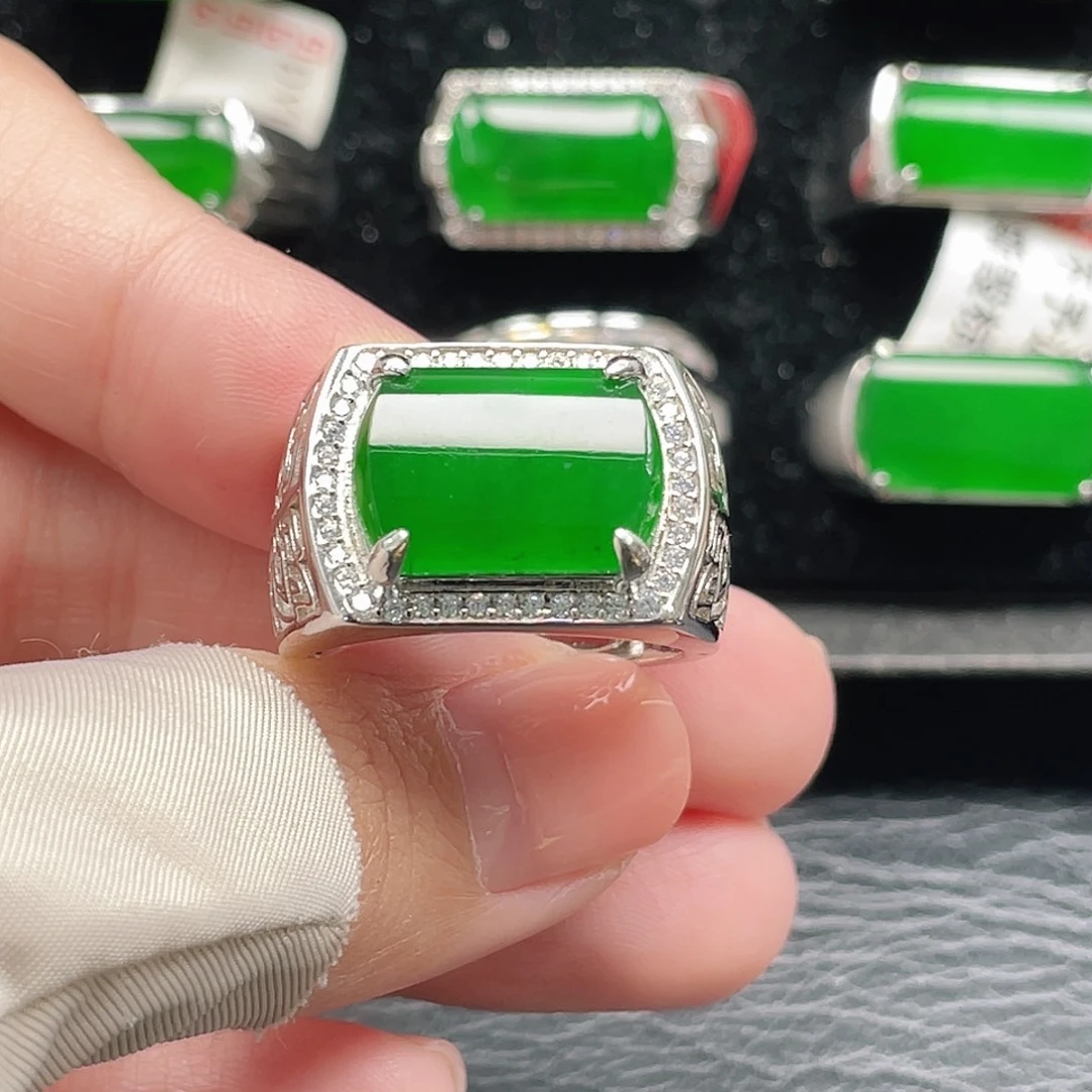 翡翠银S925镶嵌戒指天然A货翡翠没运费险4041