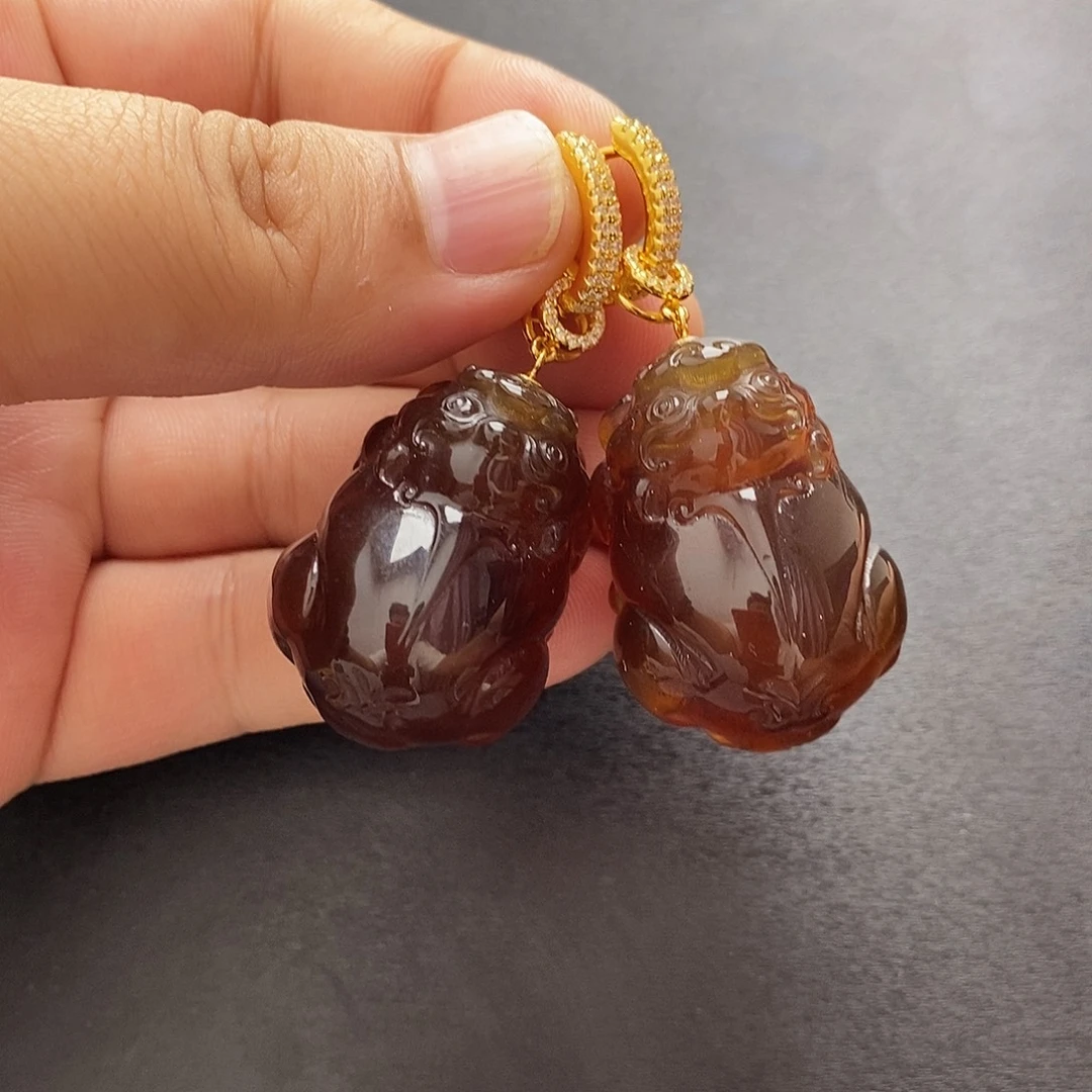 琥珀未镶嵌裸石耳坠