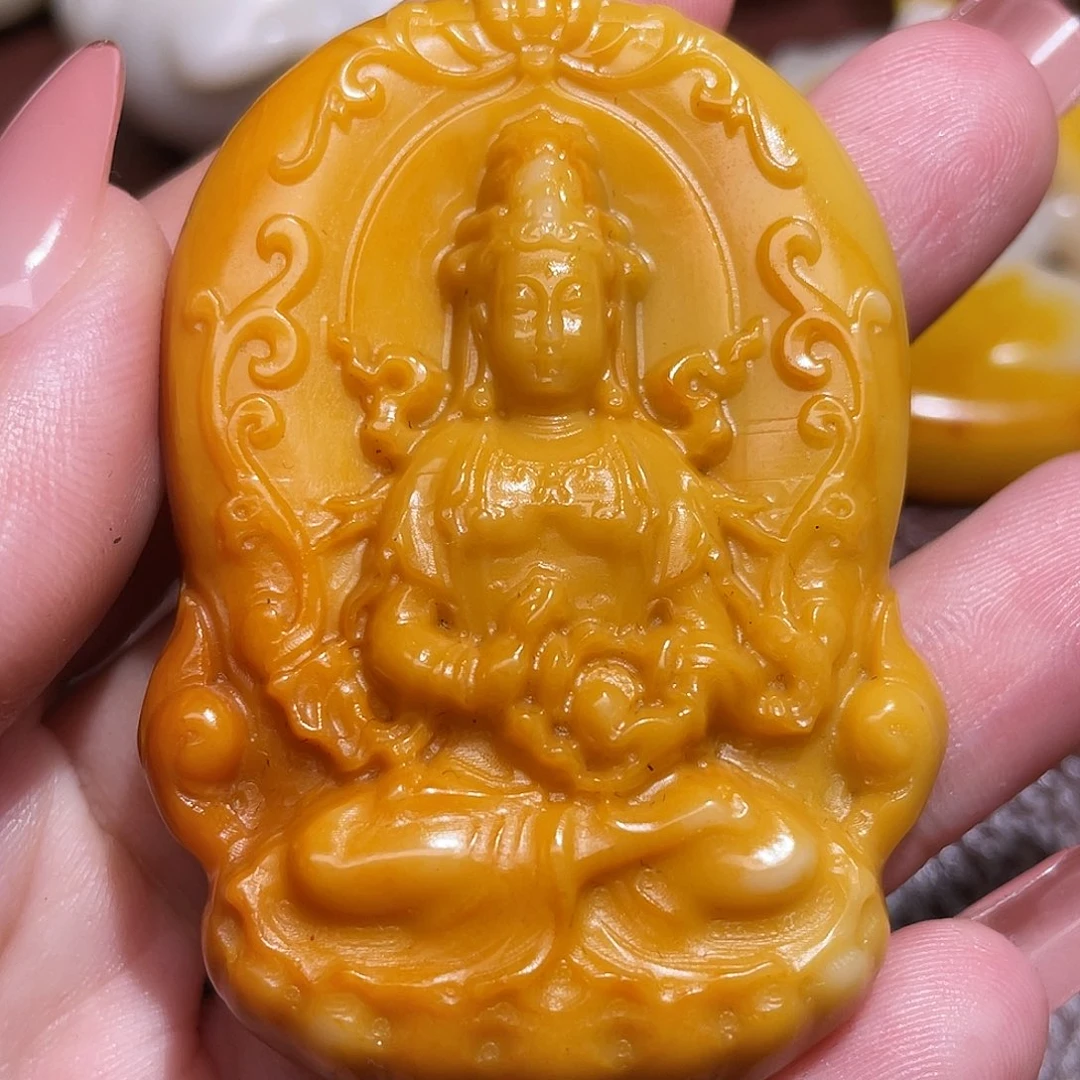老***布颈饰未镶嵌和田玉