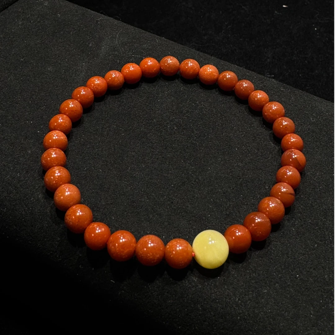 新年礼物 红袖添香 国风 手串 南红玛瑙 搭配 蜜蜡顶珠 精美 显白