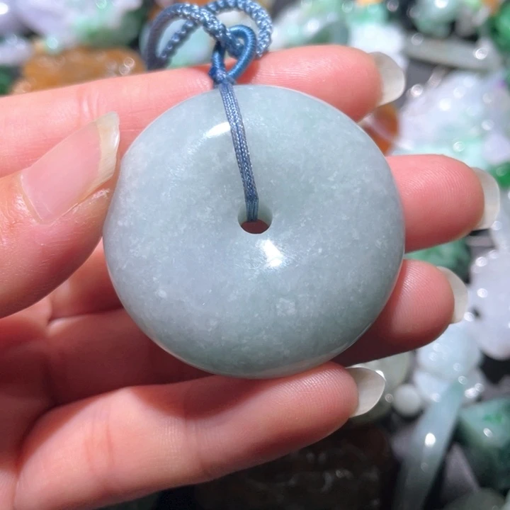 【闪购商品】翡翠颈饰未镶嵌喝****肉天然翡翠