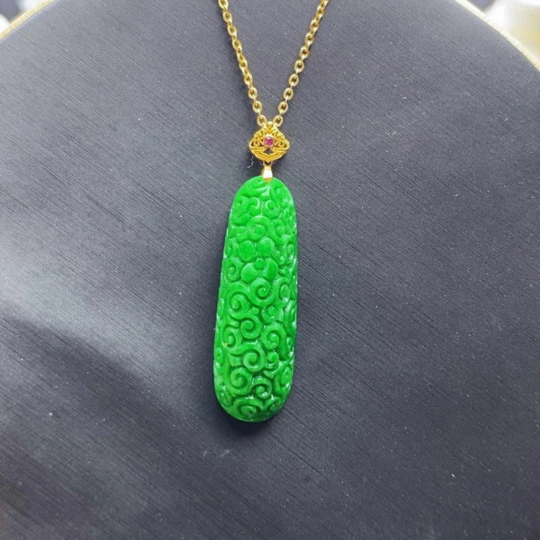 翡翠颈饰18K金镶嵌天然