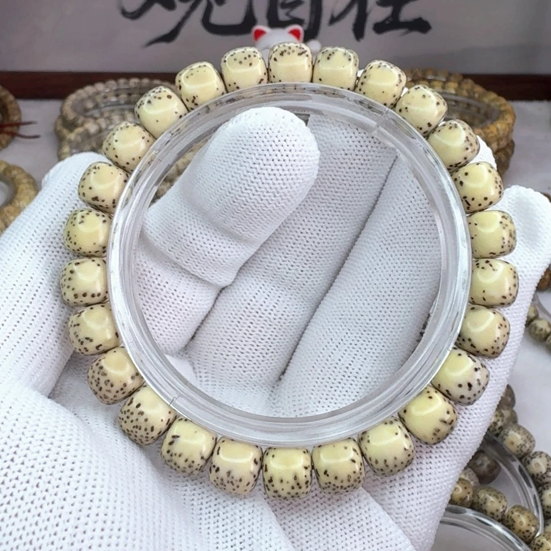 星月菩提手串9×8石玉河豚绿背1385