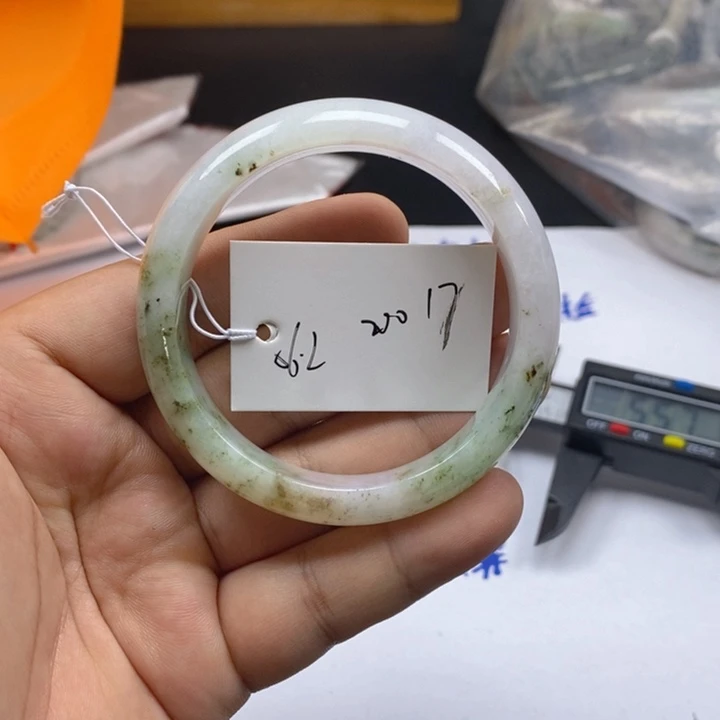 未镶嵌手镯翡翠天然翡翠