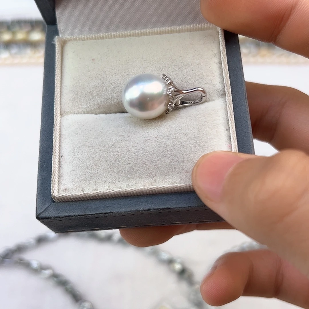 天***蓝海水珍珠颈饰银S925镶嵌